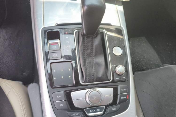 Used Audi A6L 2012 TFSI Standard Model Gear Lever