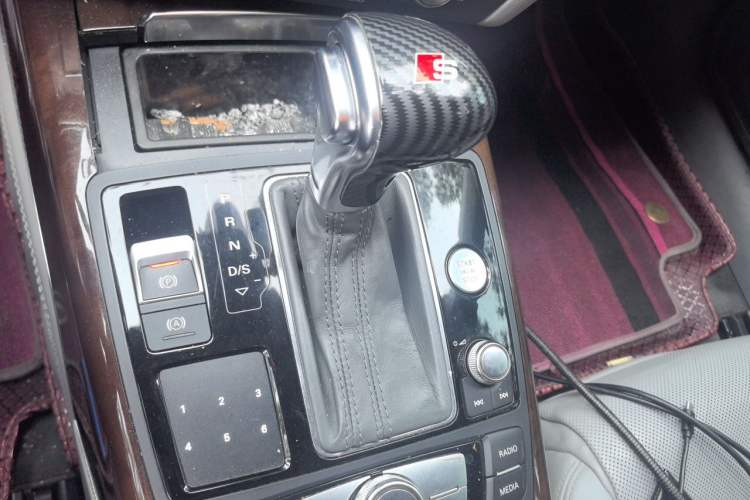 Used Audi A6L 2012 35 FSI Luxury Model Gear Lever
