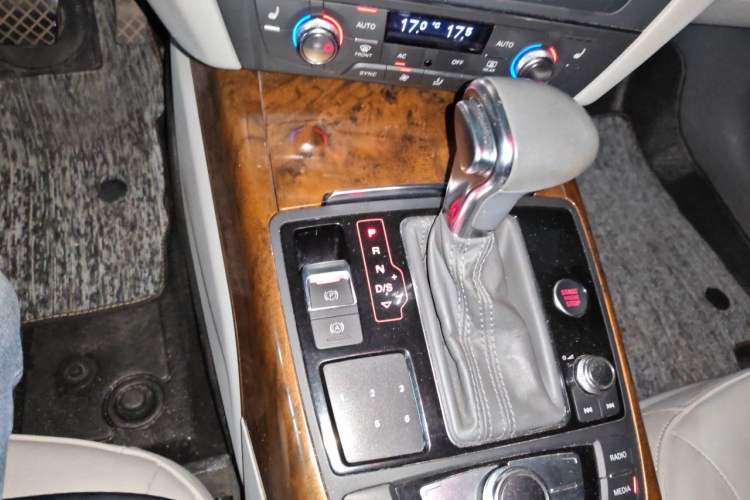 Used Audi A6L 2012 TFSI Comfort Model Gear Lever