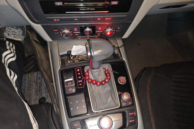 Used Audi A6L 2012 TFSI Standard Model Gear Lever