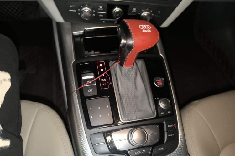 Used Audi A6L 2012 TFSI Standard Model Gear Lever