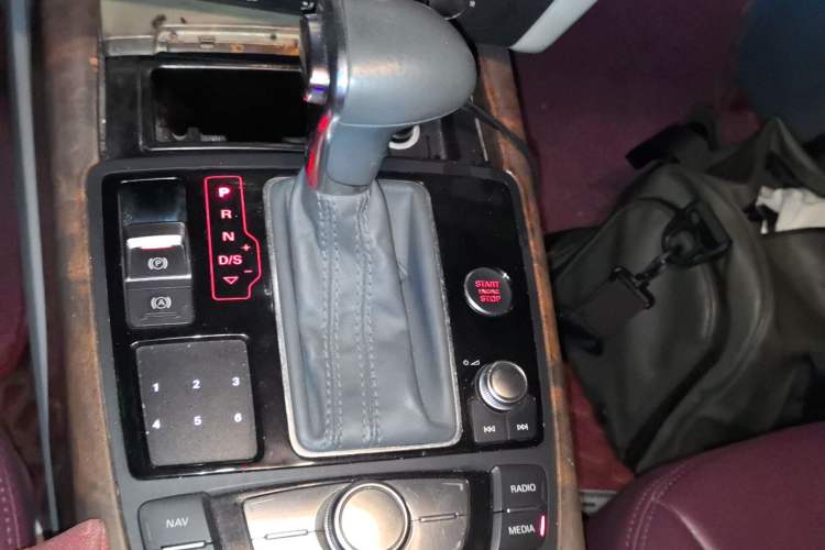 Used Audi A6L 2012 TFSI Standard Model Gear Lever