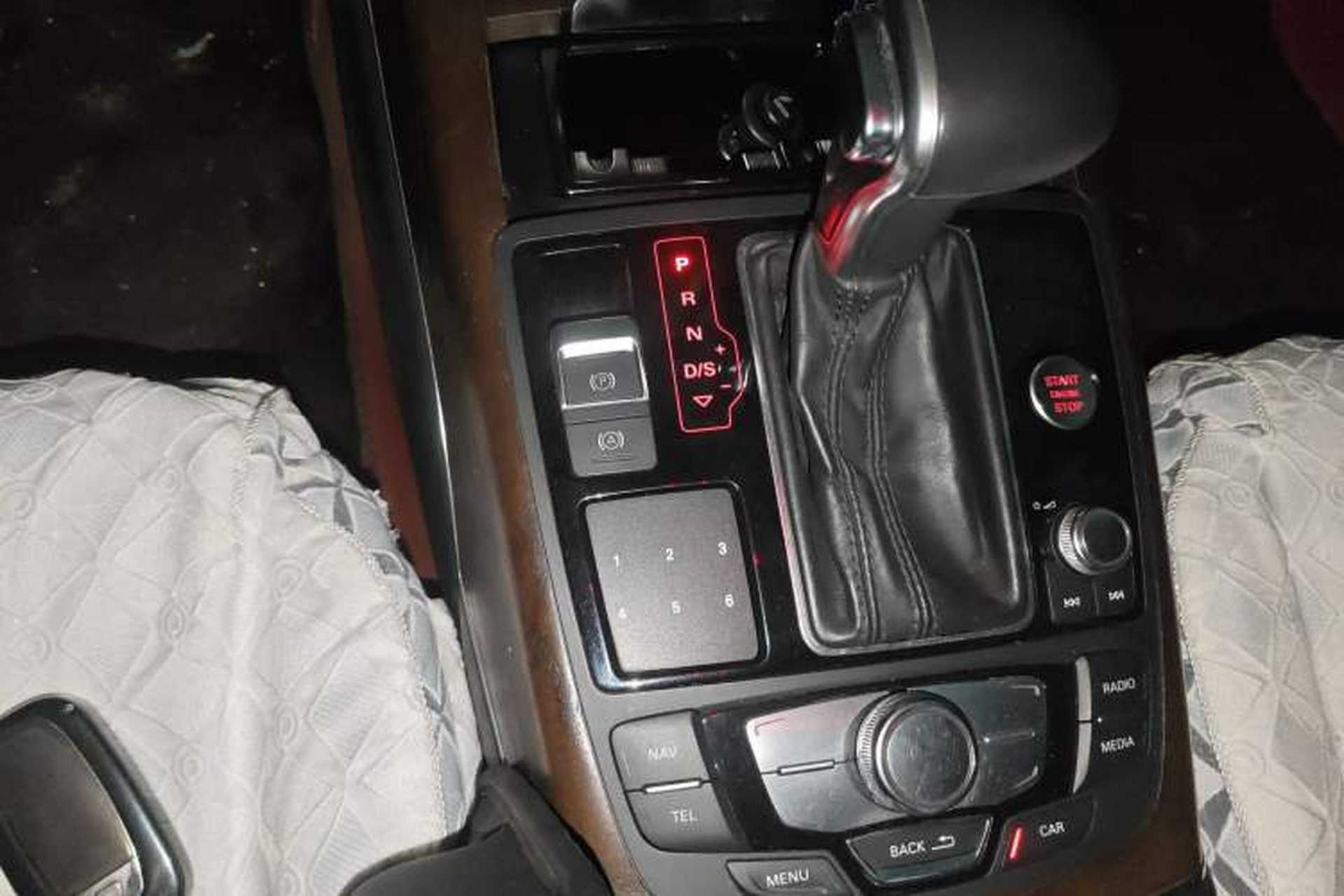 Used Audi A6L 2012 50 TFSI quattro Luxury Model Gear Lever