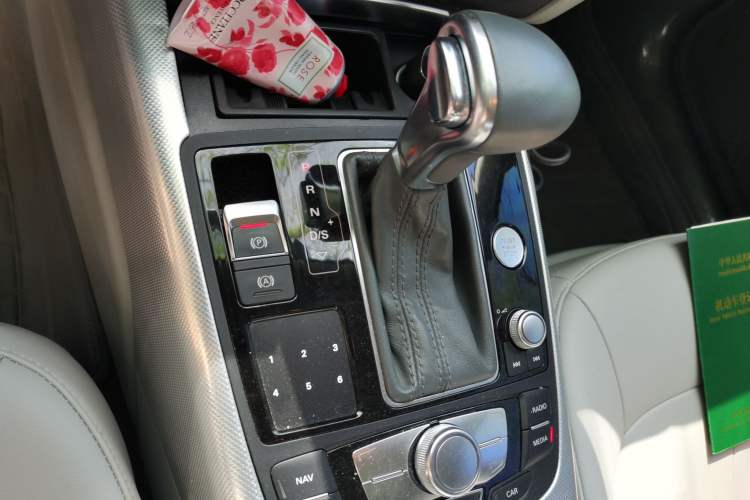 Used Audi A6L 2012 TFSI Standard Model Gear Lever