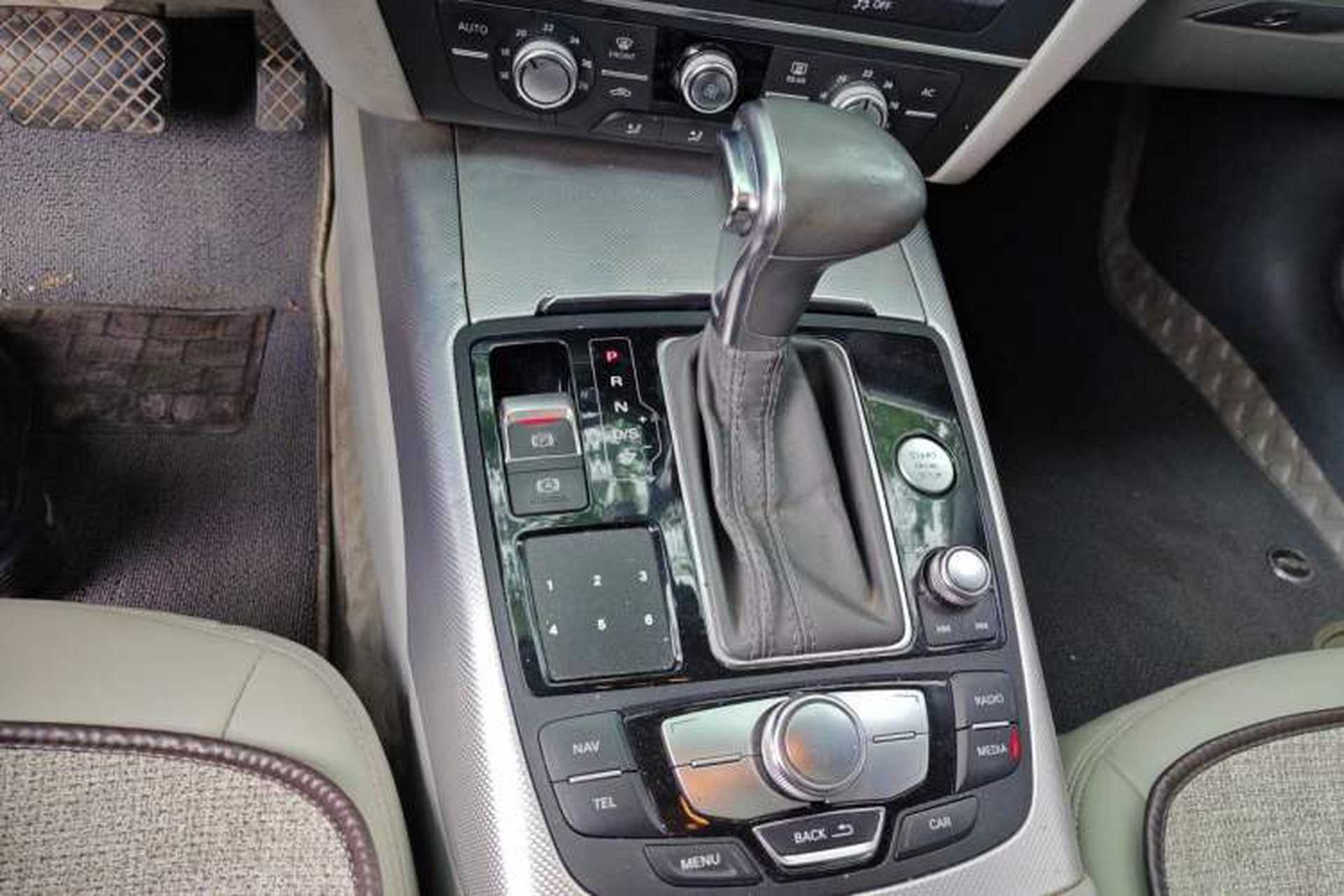Used Audi A6L 2012 30 FSI Technology Edition Gear Lever