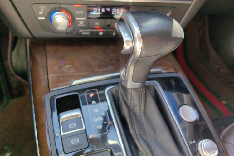 Used Audi A6L 2012 TFSI Comfort Model Gear Lever