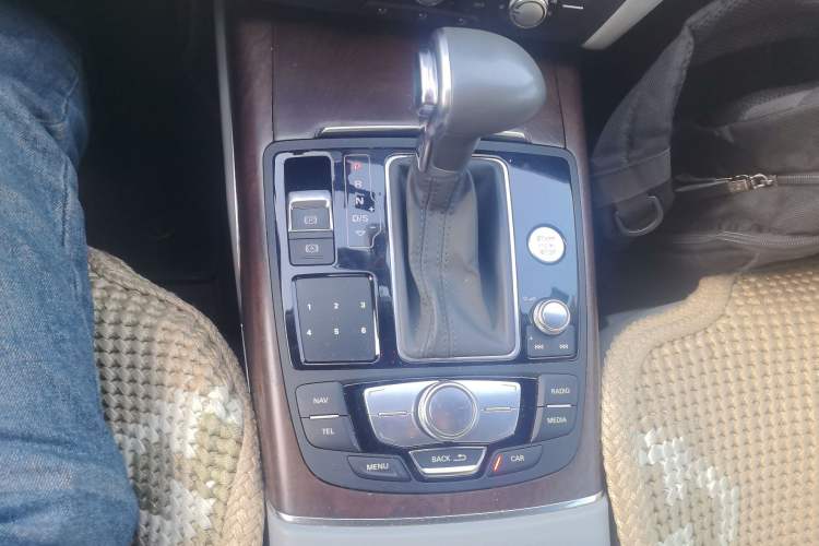 Used Audi A6L 2012 TFSI Standard Model Gear Lever