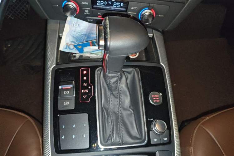 Used Audi A6L 2012 30 FSI Technology Edition Gear Lever