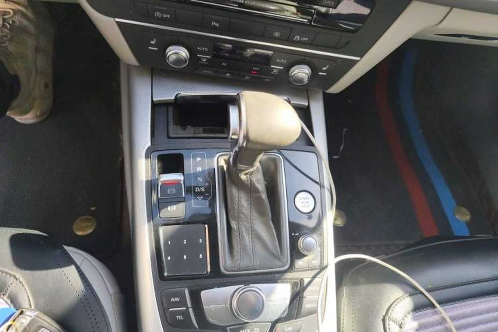 Used Audi A6L 2012 30 FSI Comfort Model Gear Lever