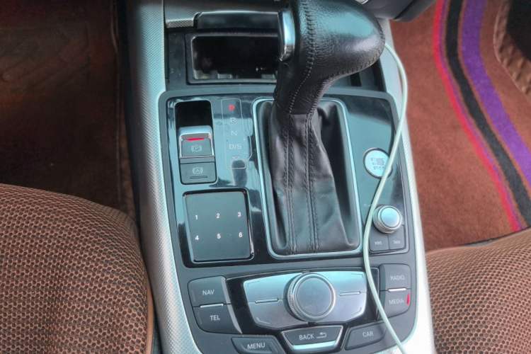 Used Audi A6L 2012 TFSI Standard Model Gear Lever