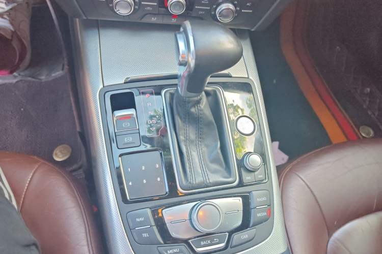 Used Audi A6L 2012 TFSI Standard Model Gear Lever