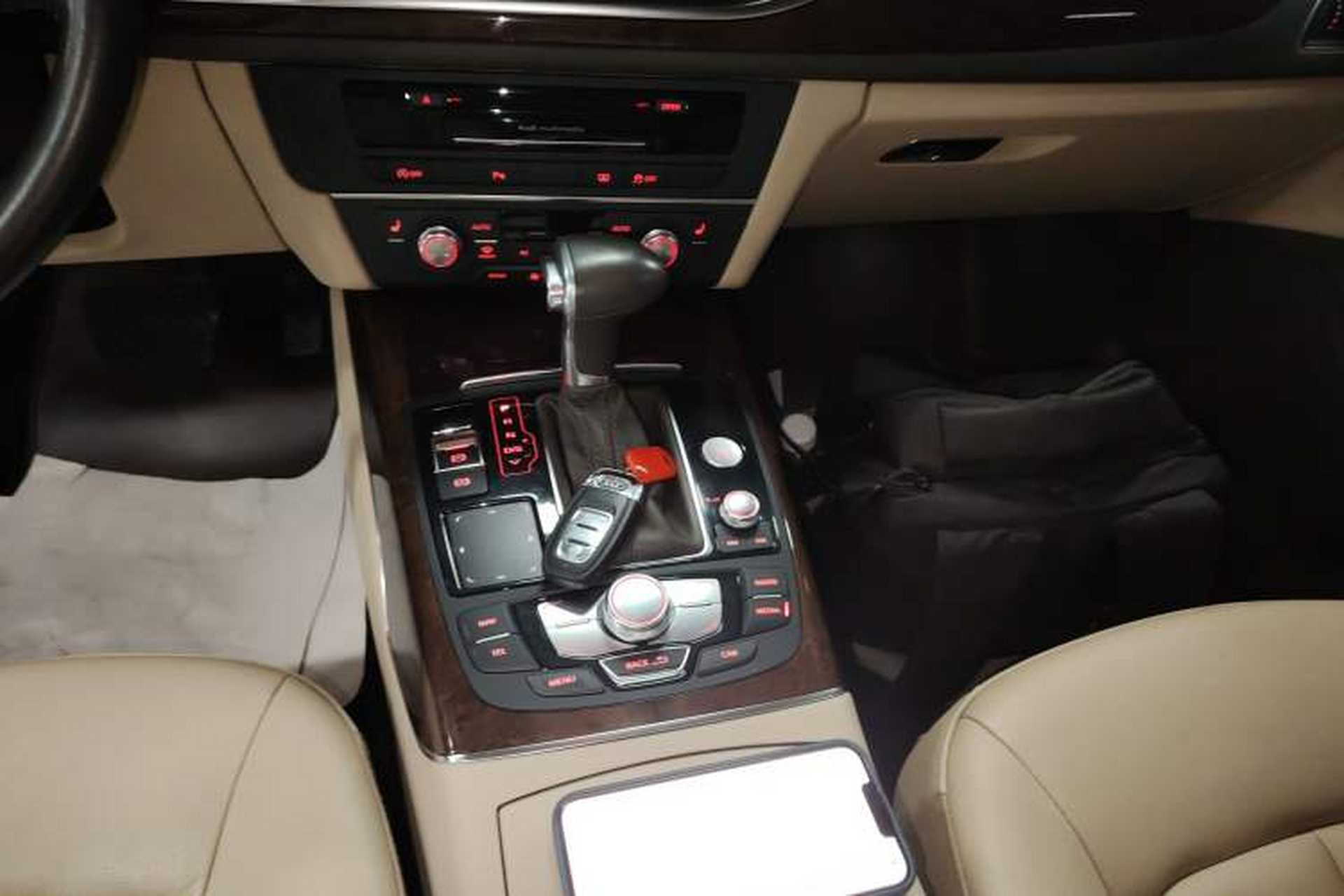 Used Audi A6L 2012 30 FSI Comfort Model Gear Lever