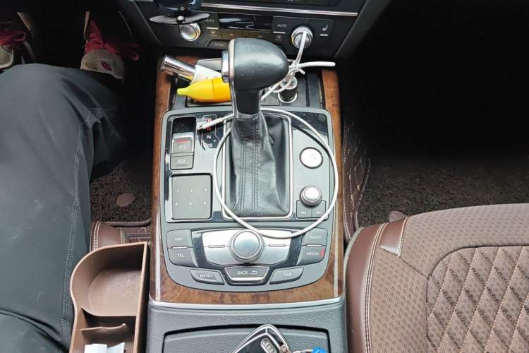 Used Audi A6L 2012 30 FSI Technology Edition Gear Lever