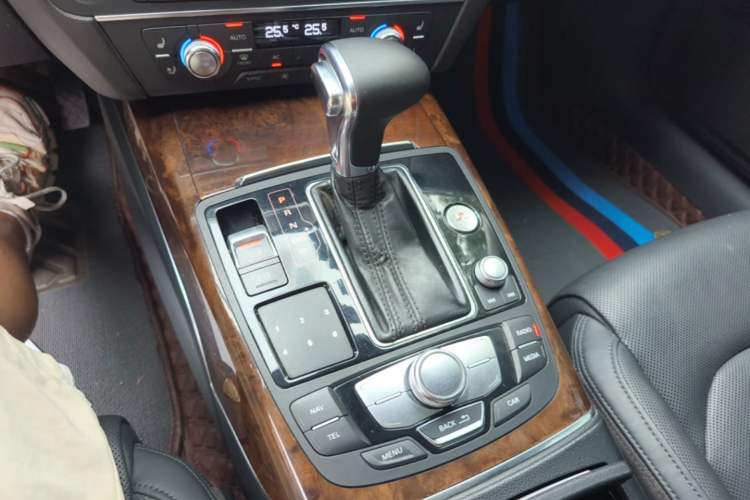 Used Audi A6L 2012 35 FSI Luxury Model Gear Lever
