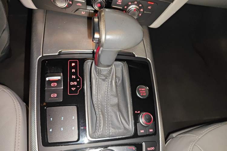 Used Audi A6L 2012 TFSI Standard Model Gear Lever