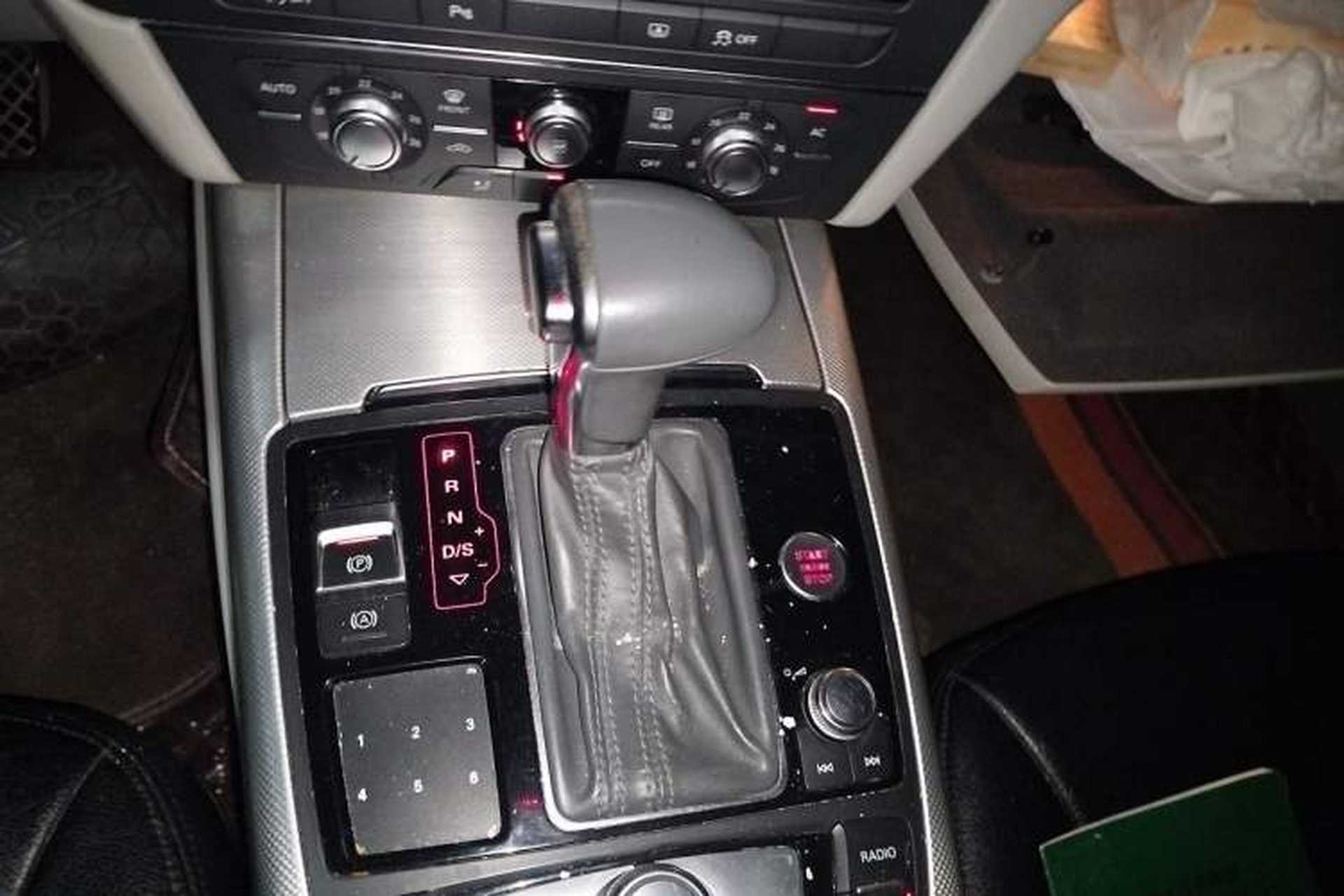 Used Audi A6L 2012 30 FSI Technology Edition Gear Lever