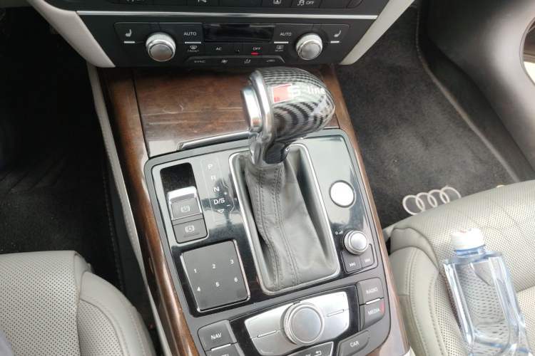 Used Audi A6L 2012 35 FSI Comfort Model Gear Lever