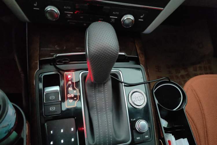 Used Audi A6L 2012 30 FSI Luxury Model Gear Lever