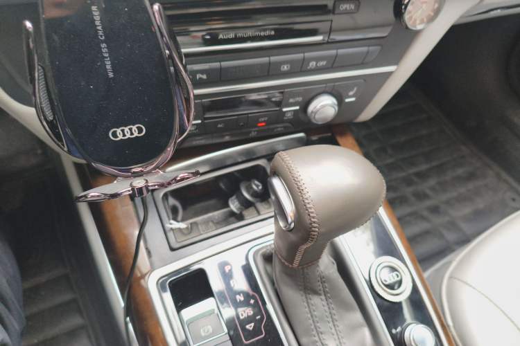 Used Audi A6L 2012 30 FSI Luxury Model Gear Lever