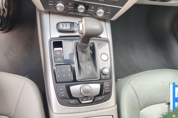 Used Audi A6L 2012 TFSI Standard Model Gear Lever