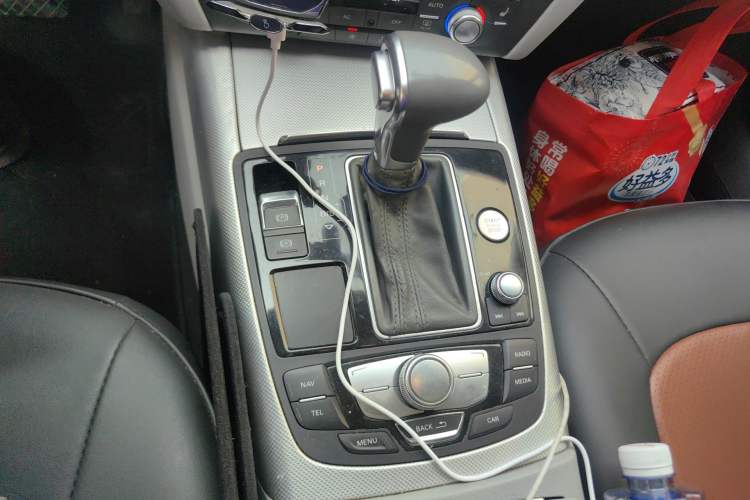 Used Audi A6L 2012 30 FSI Comfort Model Gear Lever