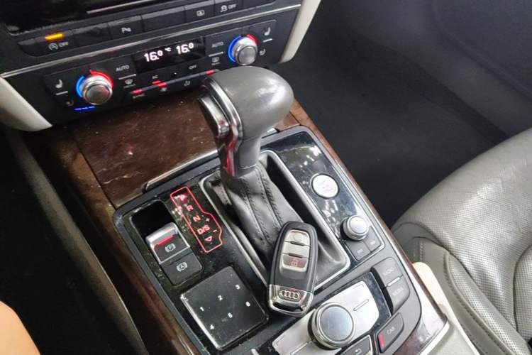 Used Audi A6L 2012 35 FSI Luxury Model Gear Lever