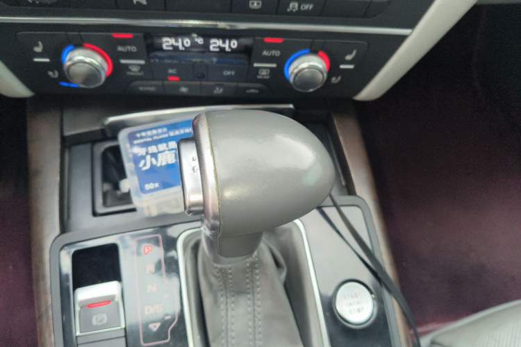 Used Audi A6L 2012 50 TFSI quattro Luxury Model Gear Lever