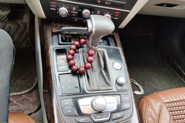 Used Audi A6L 2012 TFSI Standard Model Gear Lever