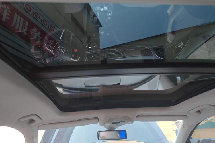 Used Audi A6L 2012 50 TFSI quattro Luxury Model Headliner