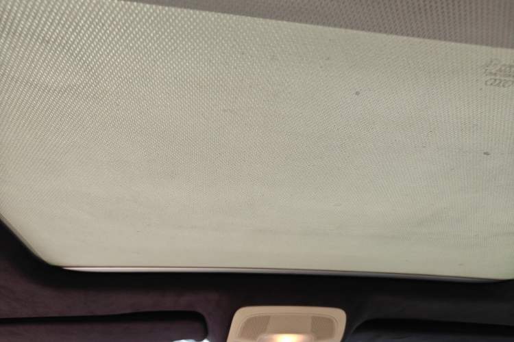 Used Audi A6L 2012 35 FSI quattro Luxury Model Headliner