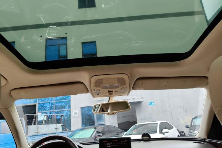 Used Audi A6L 2012 35 FSI Comfort Model Headliner