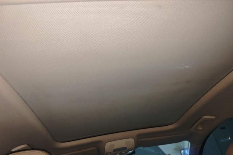 Used Audi A6L 2012 30 FSI Luxury Model Headliner