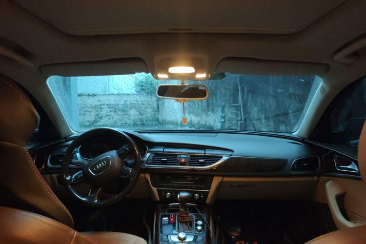 Used Audi A6L 2012 TFSI Comfort Model Headliner