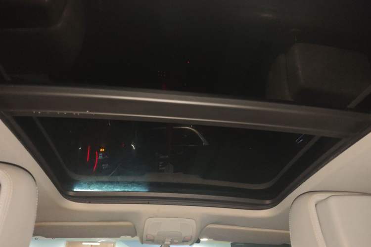 Used Audi A6L 2012 35 FSI Luxury Model Headliner