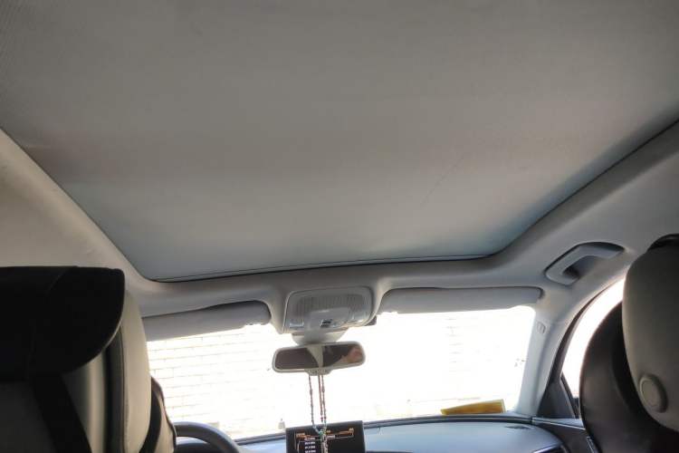 Used Audi A6L 2012 35 FSI quattro Luxury Model Headliner