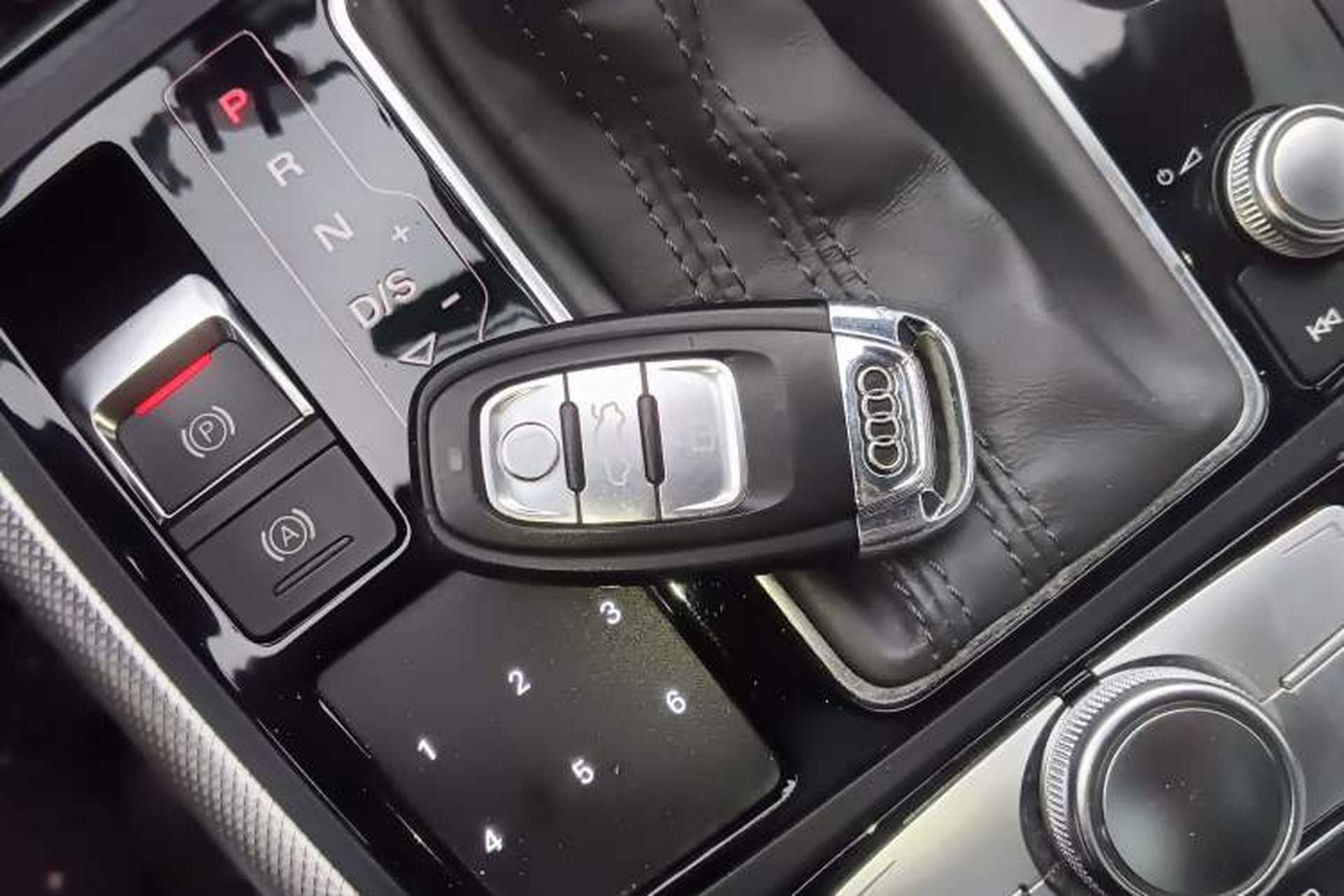 Used Audi A6L 2012 30 FSI Technology Edition Interior 1