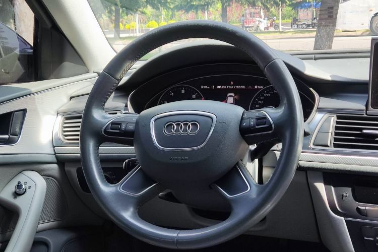Used Audi A6L 2012 30 FSI Technology Edition Interior 2