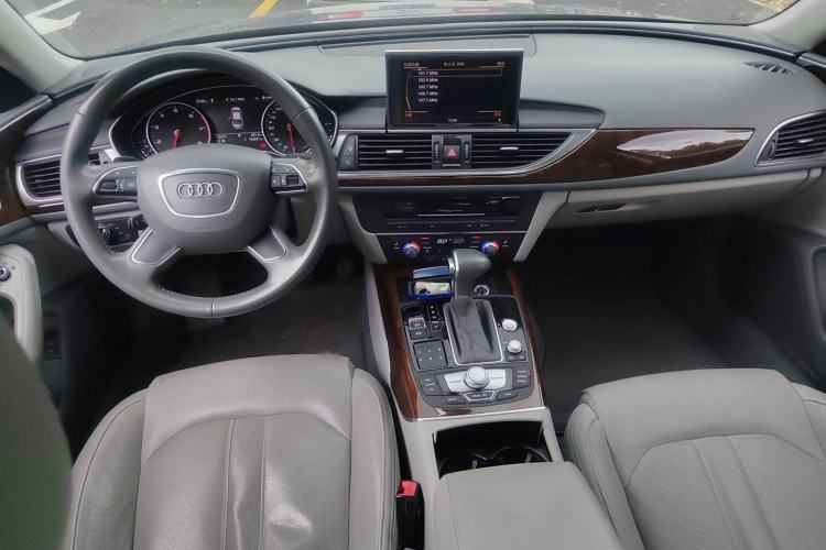 Used Audi A6L 2012 35 FSI Comfort Model Interior 2