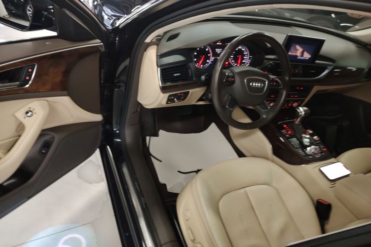 Used Audi A6L 2012 30 FSI Comfort Model Interior 3
