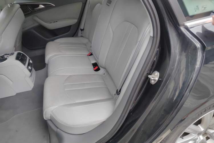 Used Audi A6L 2012 35 FSI Comfort Model Interior 4