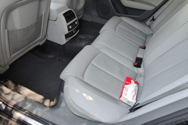 Used Audi A6L 2012 30 FSI Technology Edition Left Rear Seat