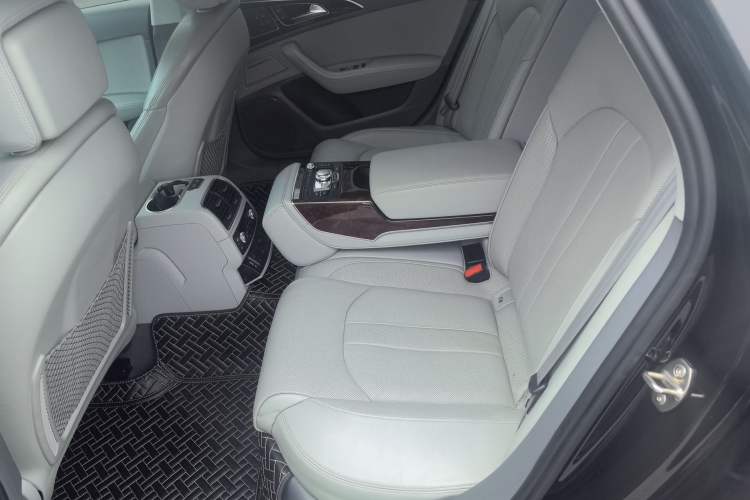 Used Audi A6L 2012 35 FSI Luxury Model Left Rear Seat