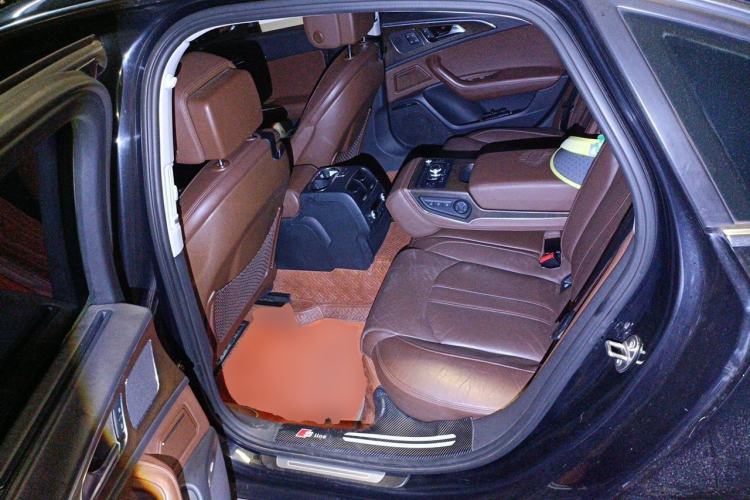 Used Audi A6L 2012 50 TFSI quattro Luxury Model Left Rear Seat