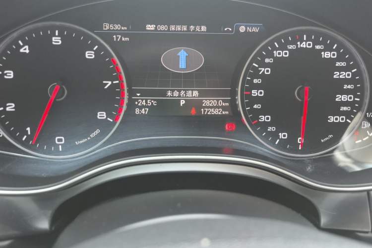 Used Audi A6L 2012 30 FSI Luxury Model Odometer Close Up