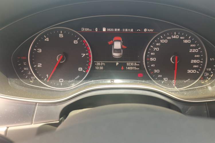 Used Audi A6L 2012 TFSI Standard Model Odometer Close Up