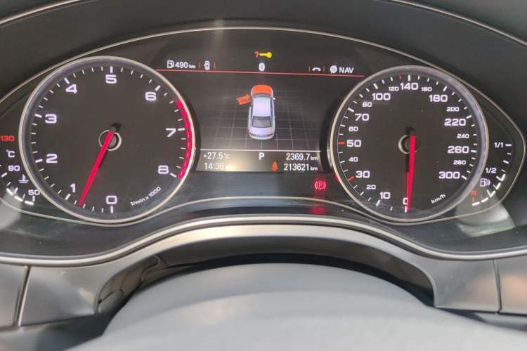 Used Audi A6L 2012 30 FSI Comfort Model Odometer Close Up
