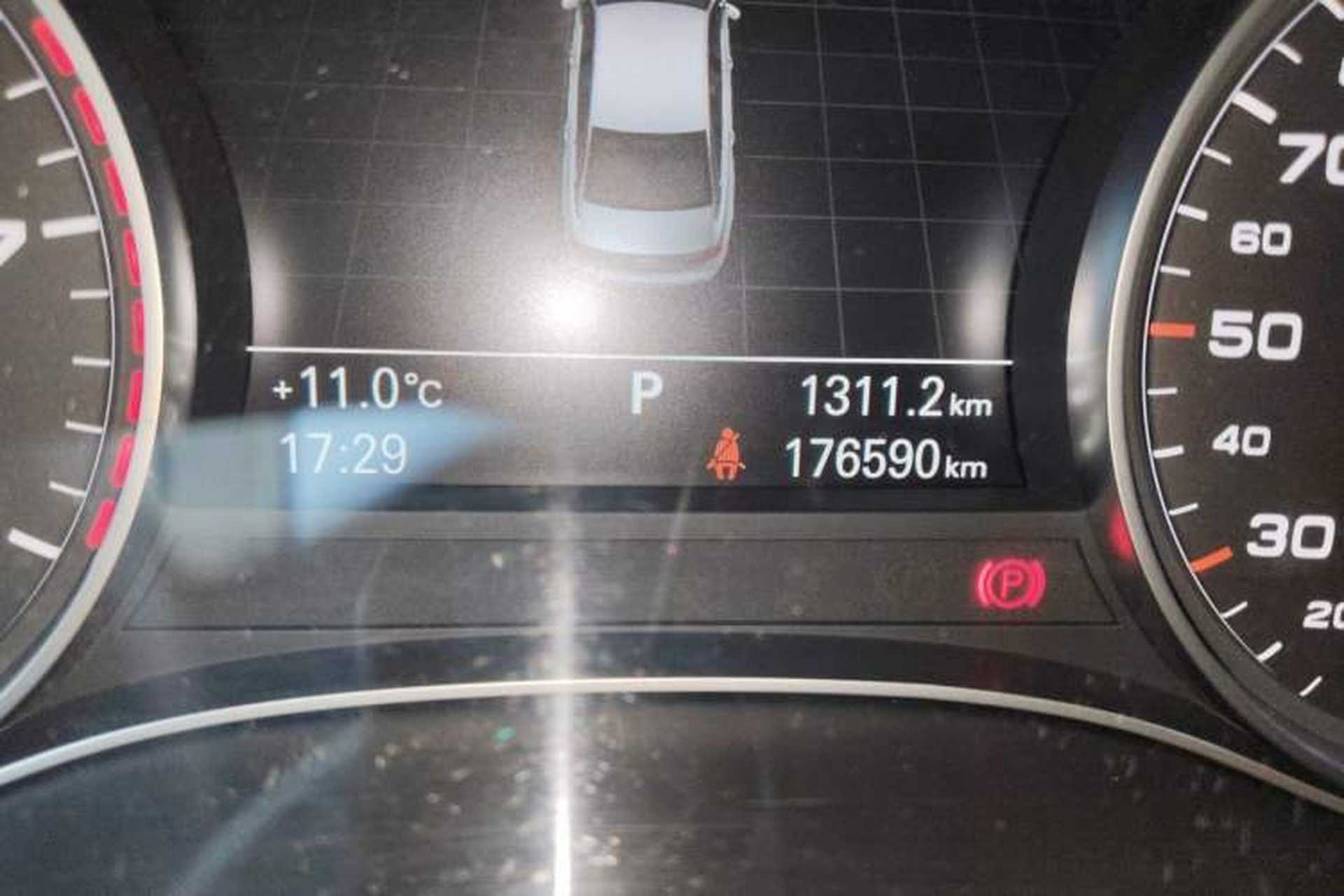 Used Audi A6L 2012 30 FSI Comfort Model Odometer Close Up