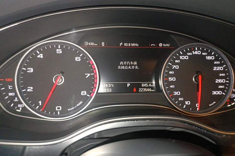 Used Audi A6L 2012 35 FSI Comfort Model Odometer Close Up