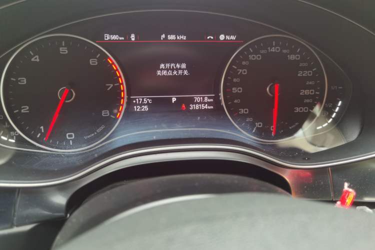 Used Audi A6L 2012 TFSI Standard Model Odometer Close Up