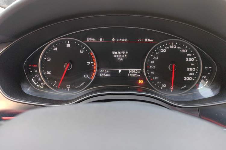 Used Audi A6L 2012 30 FSI Technology Edition Odometer Close Up